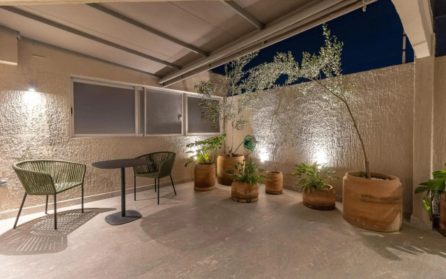 Oliva Plaza Hotel