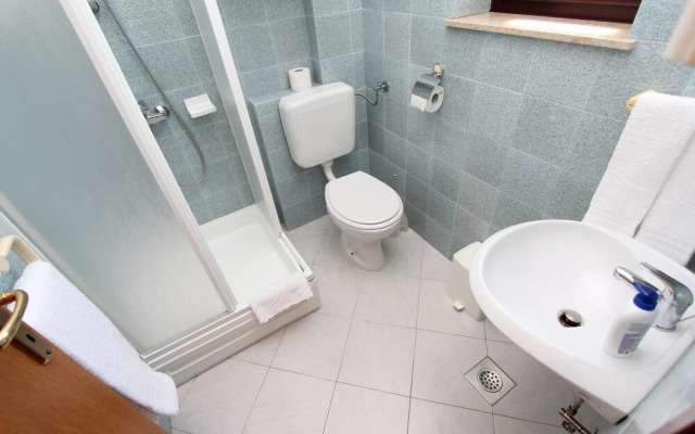 Lea Double Room With Balcony