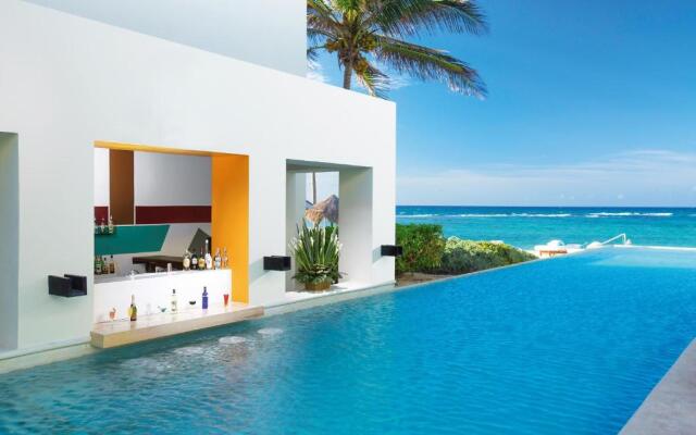 Sunscape Akumal Beach Resort & Spa - All Inclusive