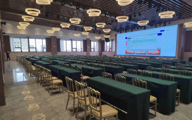 Mei Jiang Shan Hotel