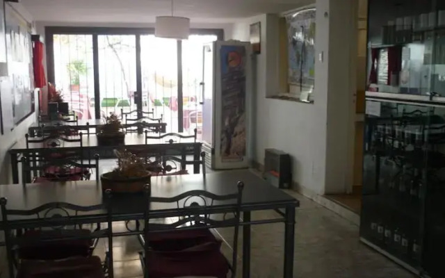 Hostel Empedrado