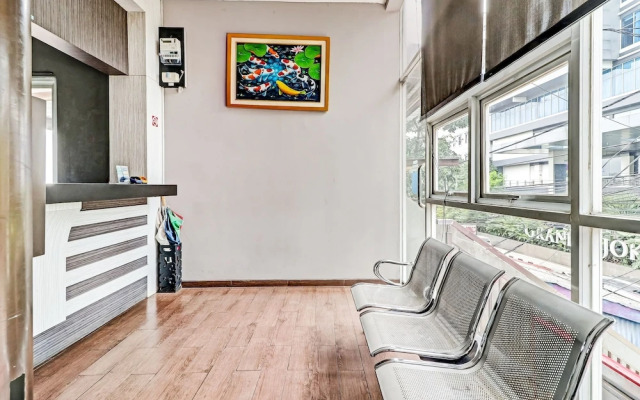 OYO 94732 D River Cihampelas