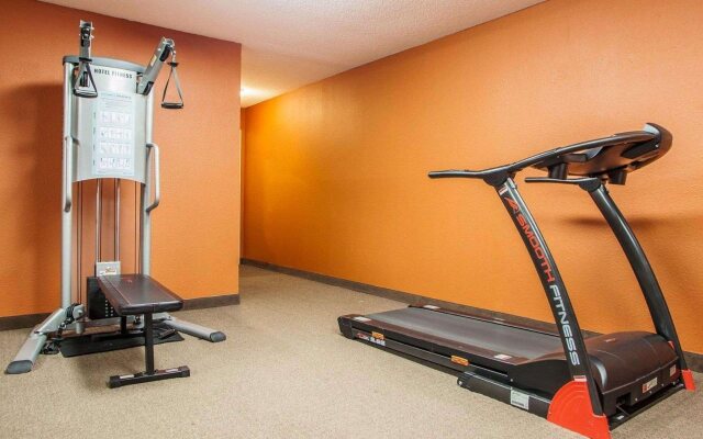 Quality Inn St. Louis Airport Hotel