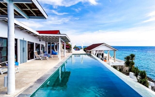 Amatoa Resort