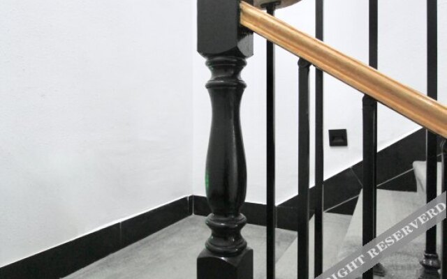 Dongmen Art Hotel