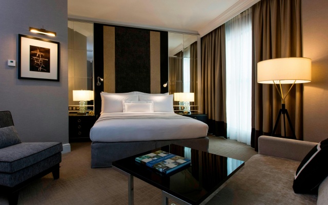 The Ritz-Carlton, Kuala Lumpur – Guest Rooms – Kuala Lumpur