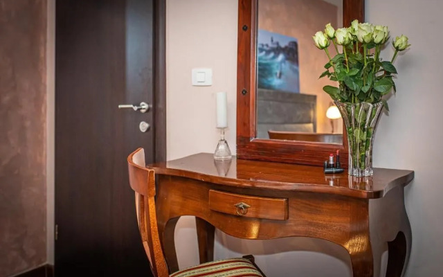 Theatre Luxury Rooms