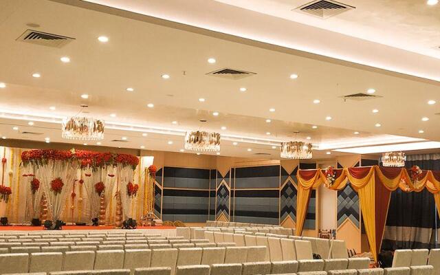 Regenta Central Harsha Vapi