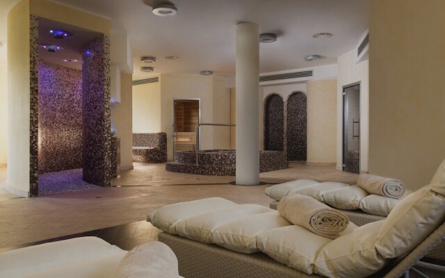 Hotel La Rocca Resort & Spa