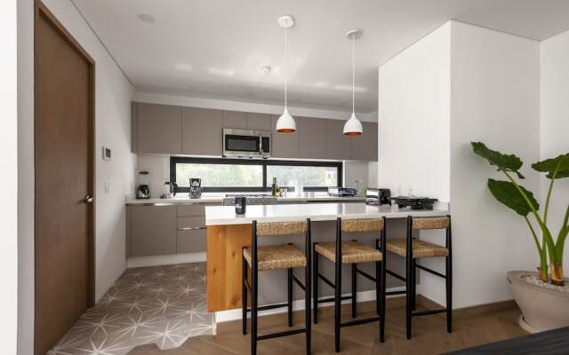 Wynwood House Schiller