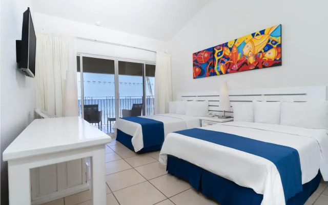 Royal Decameron Complex