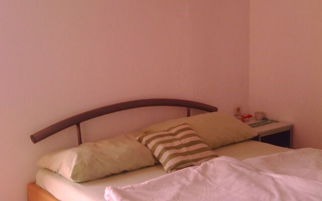 Apartment Sor - on the beach: A2 Bibinje, Zadar riviera