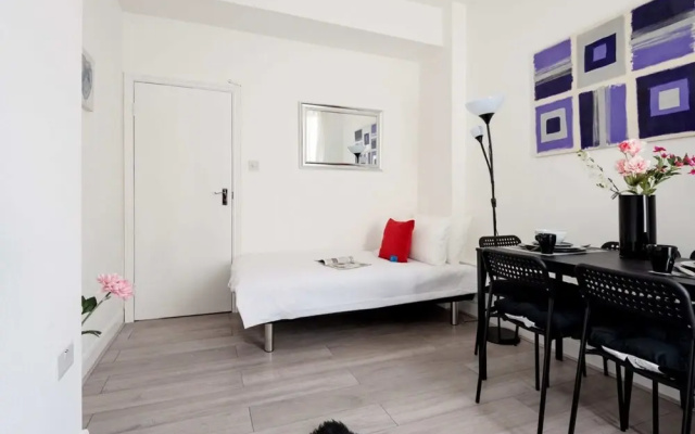 The Armadale Road Residence I