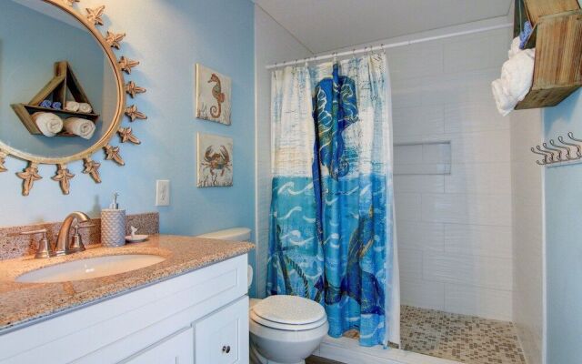 Nauti Mermaid 5 Bedroom Home by Redawning