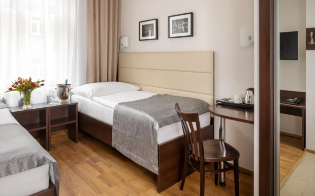 Hotel Unique