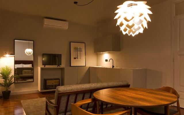 Oporto Cozy Design Studio II