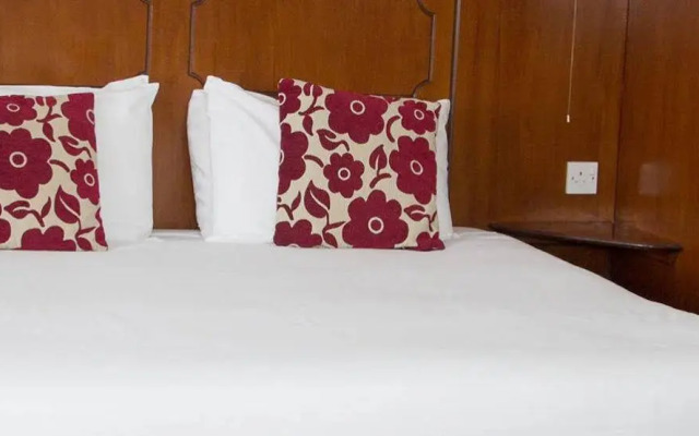Oyster Fleet Hotel
