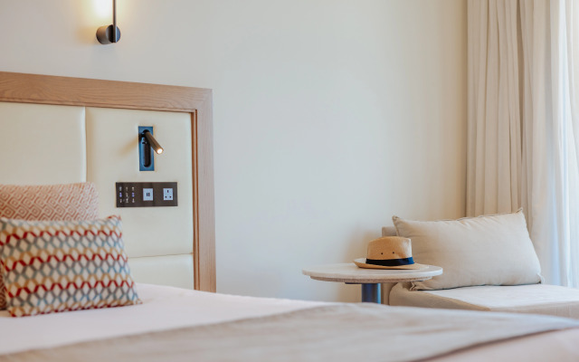The Golden Coast Beach Hotel