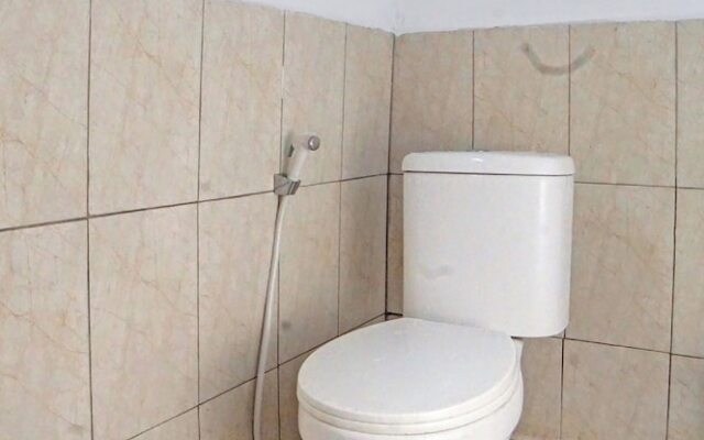 OYO 92005 Jabu Sihol