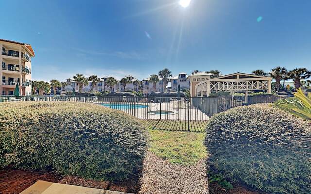 Emerald Waters by Southern Vacation Rentals