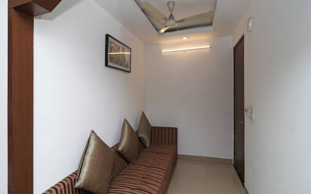 OYO 12780 New Hotel Rajwada