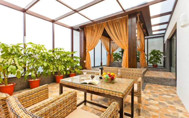 The Loft Seaside Suites