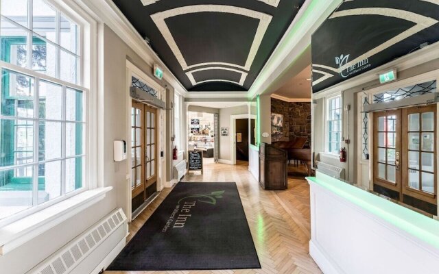 The Inn On Officers Garden