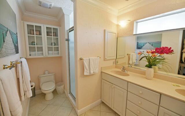 Acacia Breeze Apartment 3