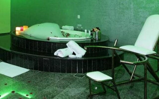 Hipnose Motel (Только для взрослых)