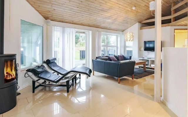 10 Person Holiday Home in Hjorring