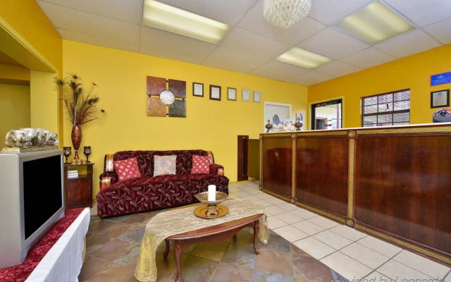 American Inn & Suites Russellville
