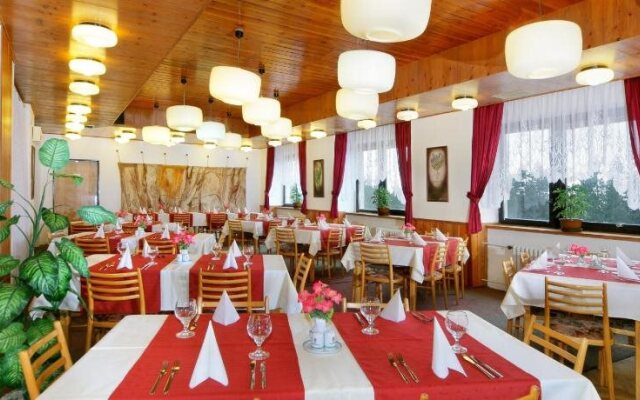 Hotel Diana