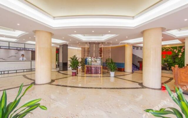 Yicheng Hotel (Guilin Wanfu Plaza)