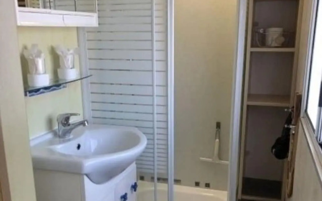 Inviting Mobile Home in Auw near Lake & City Center