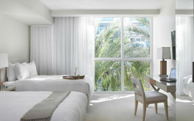 Grand Beach Hotel Surfside West