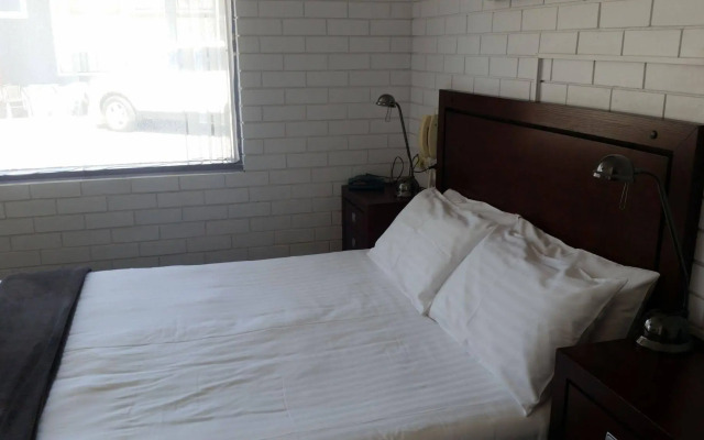 Sun Centre Motel