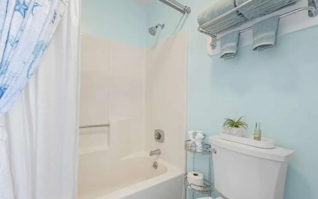 Lagoon Sun 5 by RedAwning