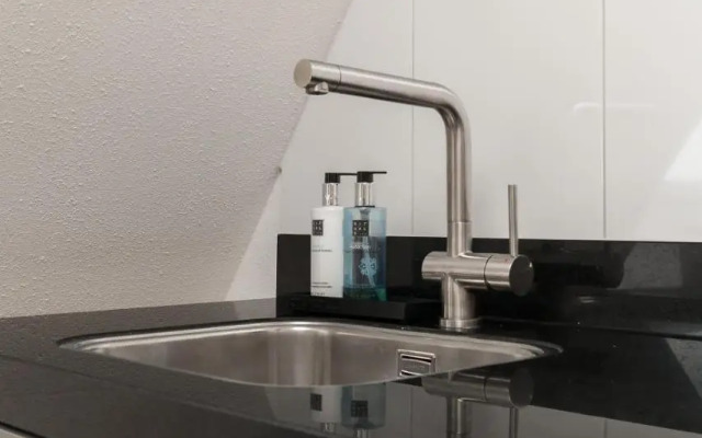 Perfect Stay Holiday, Moment at Sea