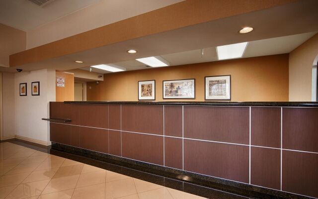 Best Western Norwalk Inn