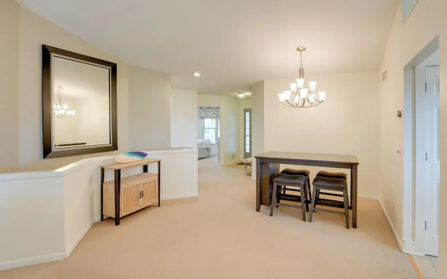 Holland Home: Walk to the Beach!