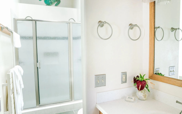 Kilauea Lodge and Restaurant