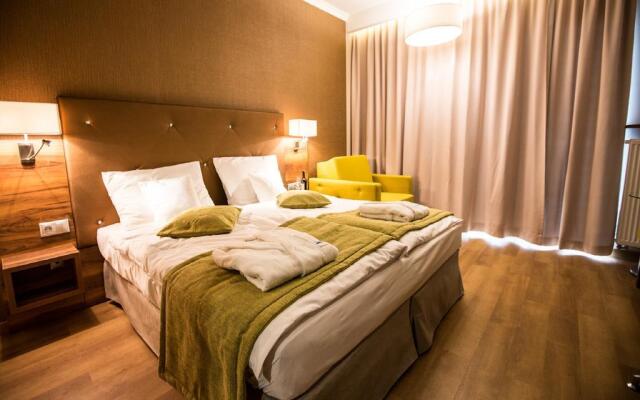 Mineral Hotel Malinowy Raj