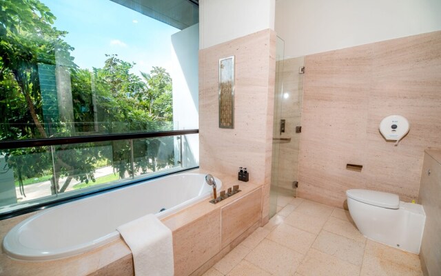 Beachfront Villa Danang Beach