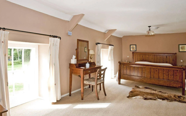 Tŷ Mawr Country Hotel