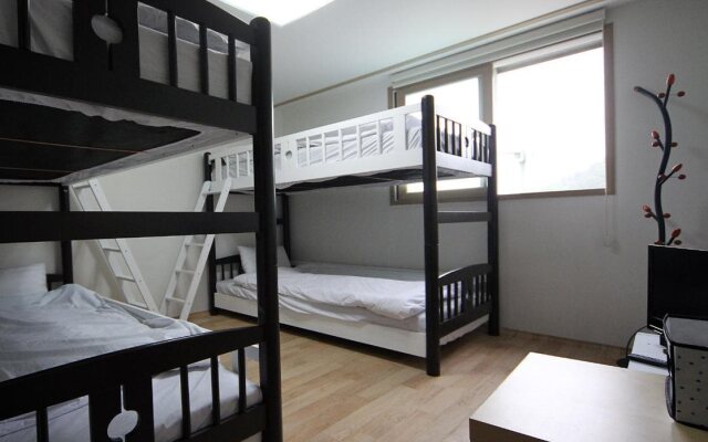 Jeju Suncity Guesthouse