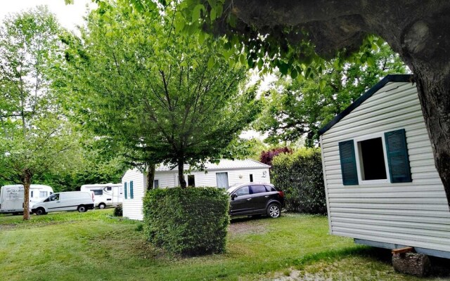 Camping Aubeterre-Sur-Dronne