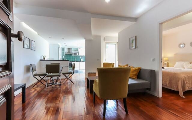 Entrecampos Terrace by Homing