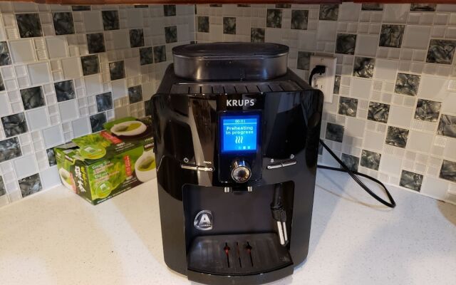 LUXE Retreat at 8050 Kaymar Dr.