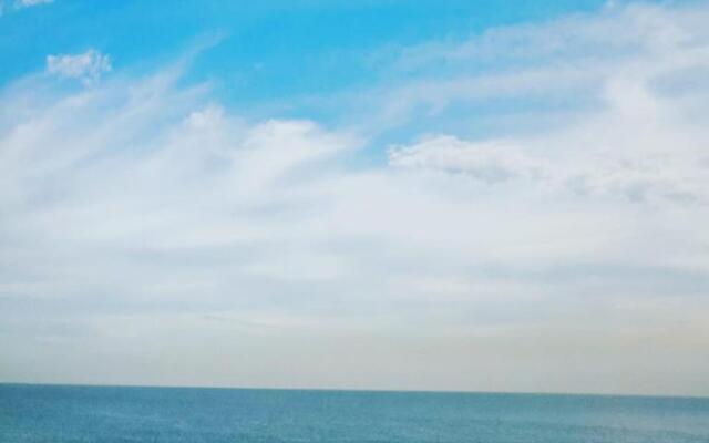 Touch the sea