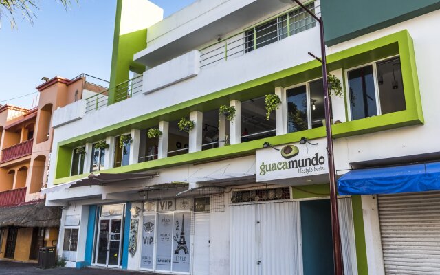 Guacamundo Beach Hostel